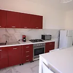 Clara Apartment *