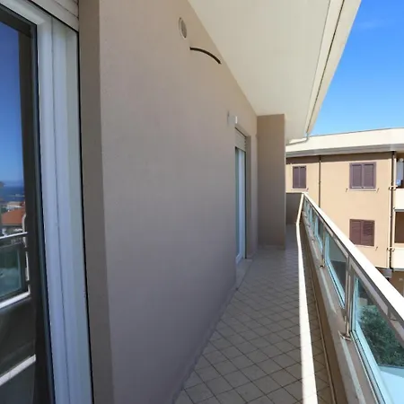 Apartamento Clara Parghelia